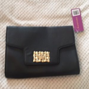 Black and gold rampage clutch